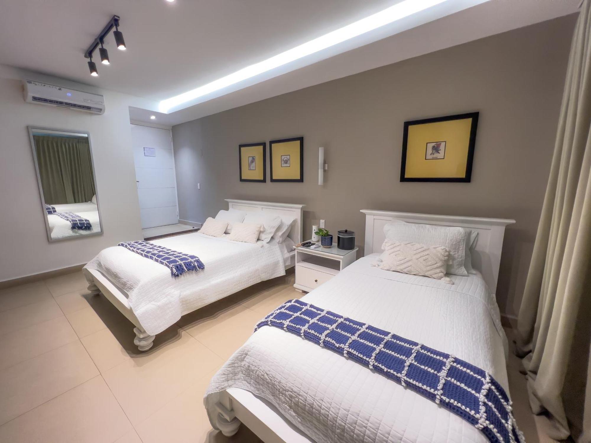 Marina Hotel At Shelter Bay Colon Esterno foto